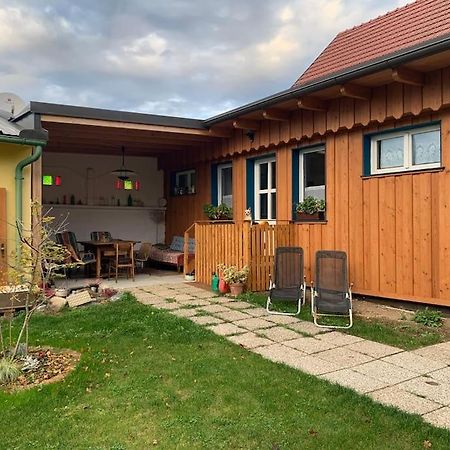 Ferienhaus Mit Garten In Thermennaehe Strebersdorf Buitenkant foto
