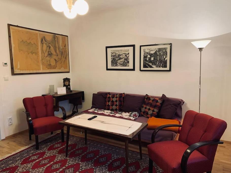 Ferienhaus Mit Garten In Thermennaehe Strebersdorf Buitenkant foto
